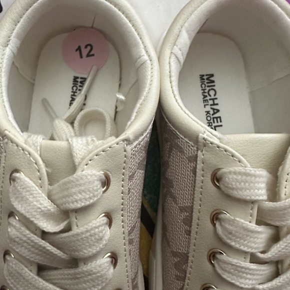 Michael Kors Kids' Cream Sneakers - Picture 4 of 8